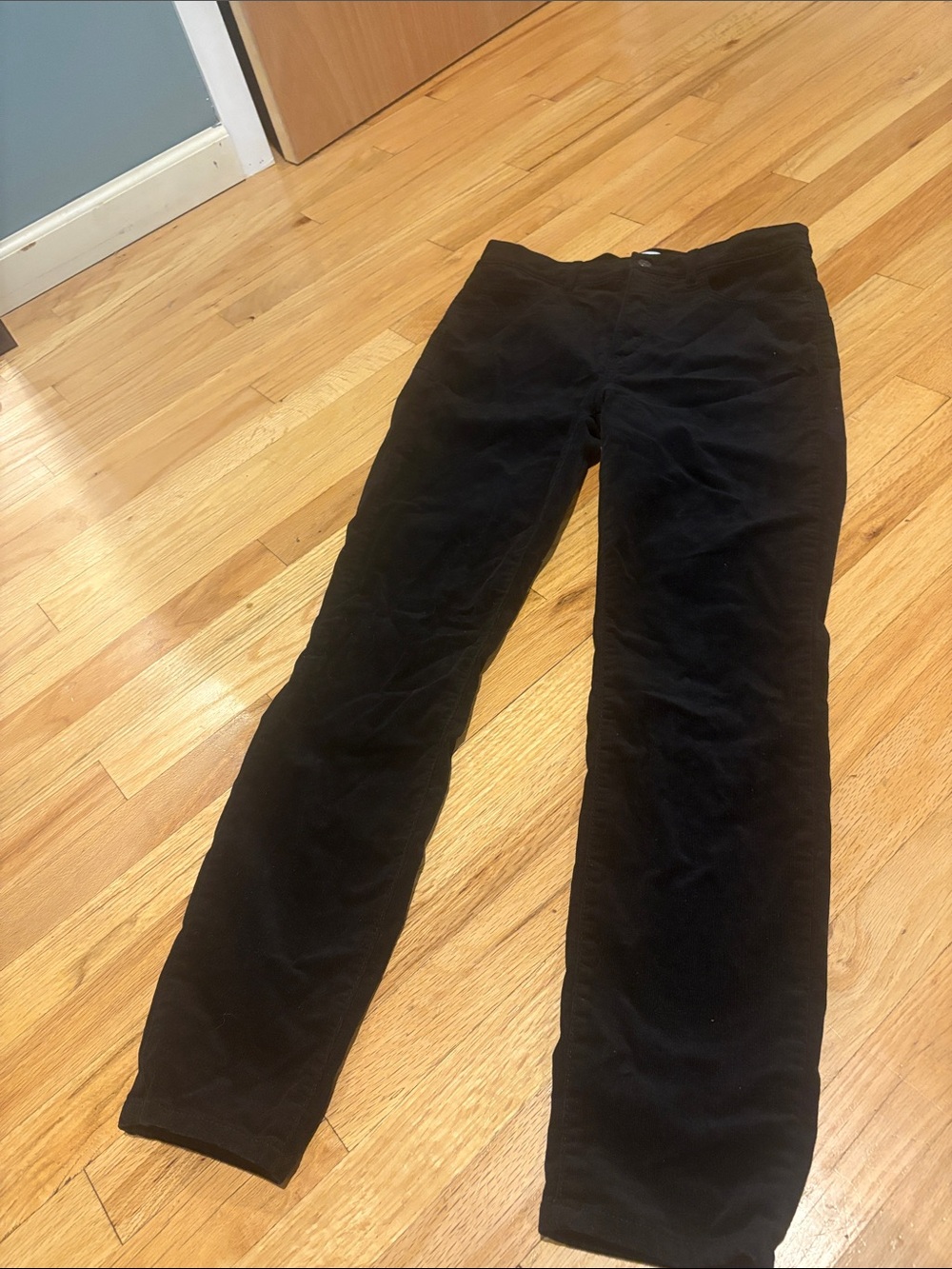 Women’s  Black Straight-Leg Corduroy Pants